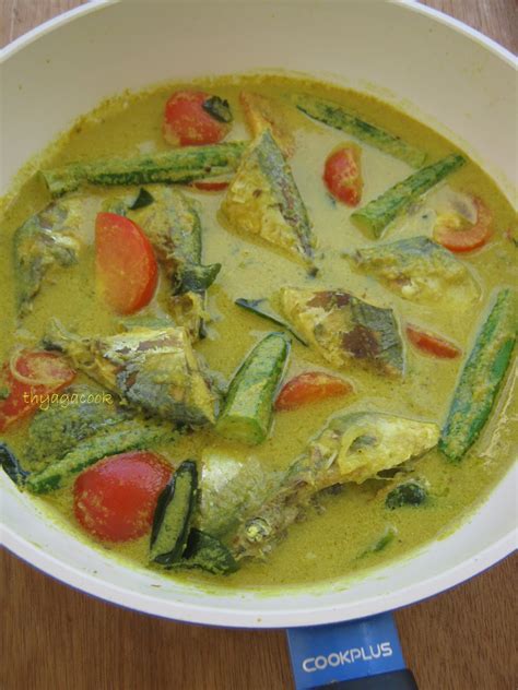 Untuk petua dan resepi masakan tempatan kegemaran anda, kunjungi dan like laman facebook kami! DAUN KARI Masakan Malaysia.....: SOTHI IKAN DENGAN BENDI ...