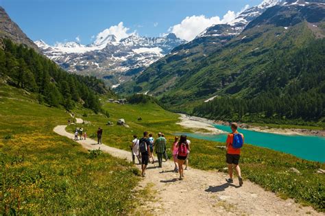 Quand réserver vos vacances d'été ? Vacances d'été à la montagne