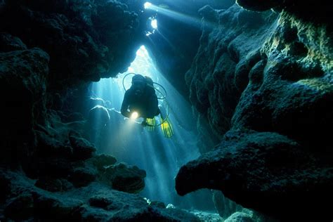 Blue Hole In Egypt The Most Dangerous Dive Spot In The World Which