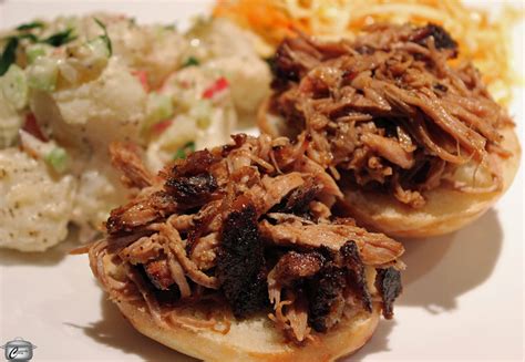 But rubs can rinse away in braising liquid, and with the longer cook time in a slow cooker, this is particularly an issue. Easy Carolina-style Pulled Pork | Constantly Cooking