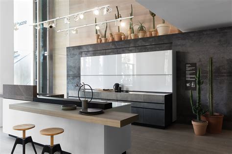 A select group of cooking experts were commissioned to collect hundreds of traditional italian home cooking recipes and make them available for the first time to a wider modern audience. Italian Kitchen Design | Contemporary Italian Kitchen ...