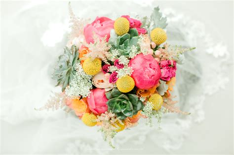 They are near to the equator so it is hot all year round. Pearls & Roses Flowers | Florists - Spring, TX