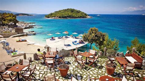 My phage is about information of one of city of albania.this describe our city how it is. Msc Crociere apre lo scalo di Saranda (Albania)