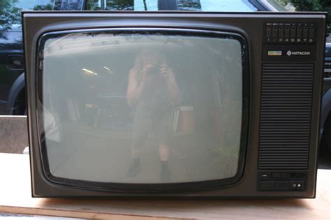 hitachi vintage television tv japan ctp230 70 1970 retro classic collectable televisor antiguo