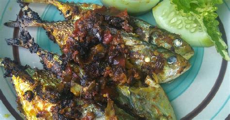 Ikan bakar saat pesta tahun baru terasa kurang lezat tanpa sambal. Ikan Bakar Bojo : Be the first to rate & review! - Xmas ...