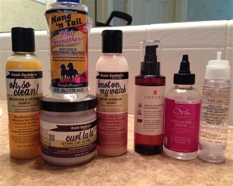 Aloe vera & rose water spritz mixing tutorial. I use the mane n tail to revive my hair. Sometimes a ...