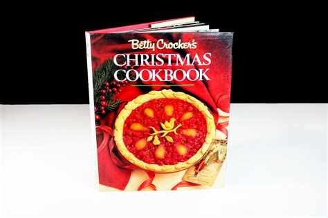 Cookbook Betty Crockers Christmas Cook Book First Edition Reference