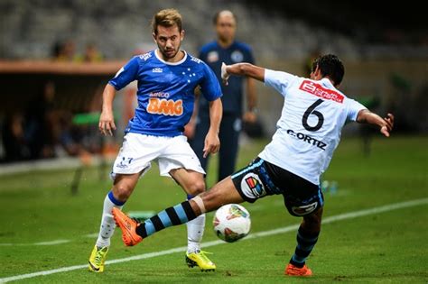 Фото collection for everton ribeiro including фото, everton ribeiro, everton ribeiro и evertonribeiro ae pedrovilela everton ribeiro. Cinco times interessados no meia Everton Ribeiro, que deve ...