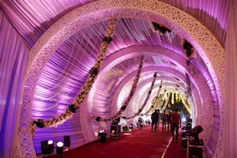 25+ Gorgeous Wedding Entrance Design For Your Wedding Party | Wedding