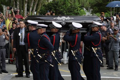 Pele Funeral Live Updates Brazil Football Legend Laid To Rest After