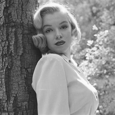Maybe you would like to learn more about one of these? Unseen Photos Of Marilyn Monroe From The 1950s | Celebrities