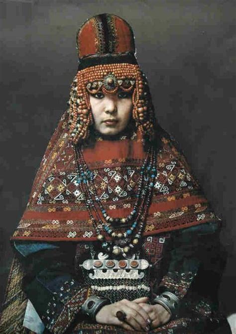 Mythodea Traditional Outfits Folk Dresses Headdress
