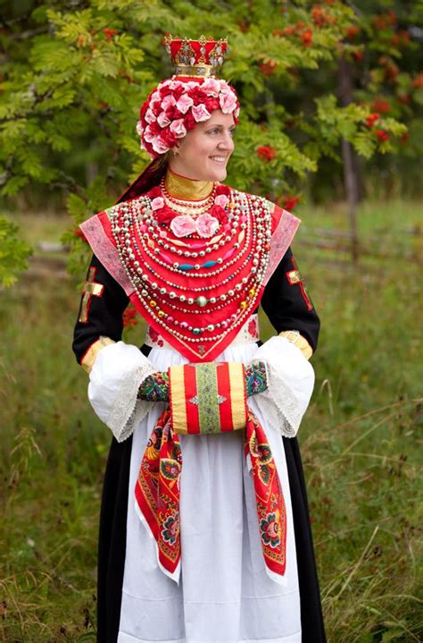 Beautiful Traditional Bridal Outfit From Rättvik Sweden This Type Folkdräkt Was Very Costly