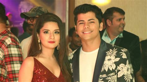 Avneet Kaur Siddharth Nigam And Their Most Fabulous Couple Stylish