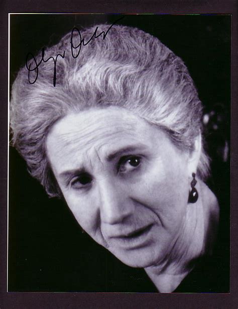 Olympia dukakis — le 5 juillet 2005 olympia dukakis est une actrice américaine née le 20 juin 1931 à lowell, massachusetts (états unis). click to enlarge