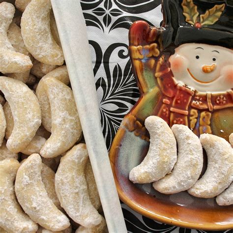 The recipe for these almond and cinnamon christmas cookies comes from the bakery rischart in munich. Austrian Christmas Cookie Recipes : Die Weltbesten Linzer ...