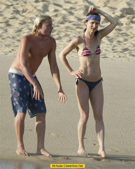 Juliette Lewis Caught In Bikini On The Beach In Los Cabos