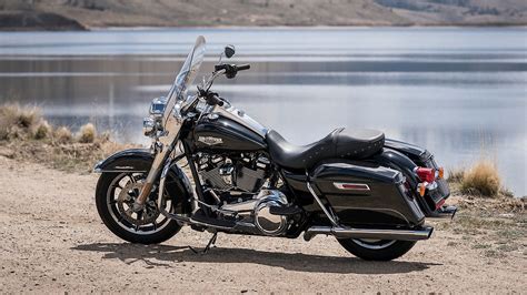 The low rider is priced at rp 843 million. Harley-Davidson Road King 2020, Philippines Price, Specs ...