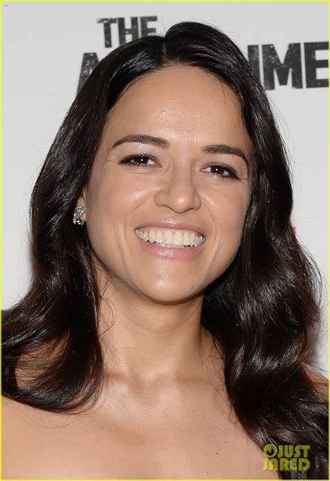 Photo Michelle Rodriguez Wanted The Biggest Prosthetic 02 Photo