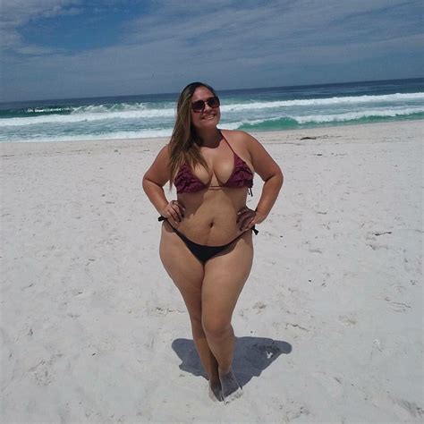 Oh Goodness A Delightfully Plump Girl Poses In Her Small Bikini
