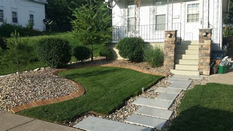 Looking for flower delivery in omaha, ne? Softscaping Services - Omaha, NE - Omaha Lawnscaping Solutions