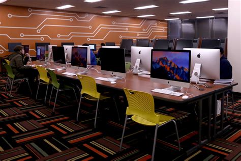 Internet Cafe Wallpapers High Quality | Download Free