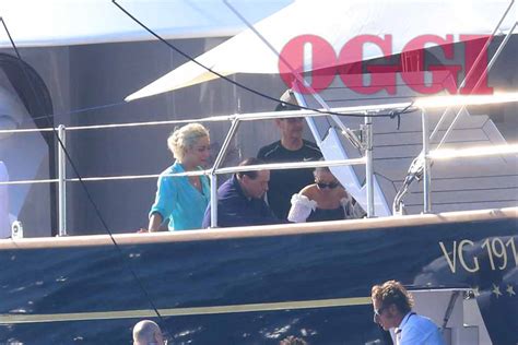 Eletta alla camera con forza italia nel 2018 con una candidatura blindata. Silvio Berlusconi sullo yacht con la fidanzata Marta ...