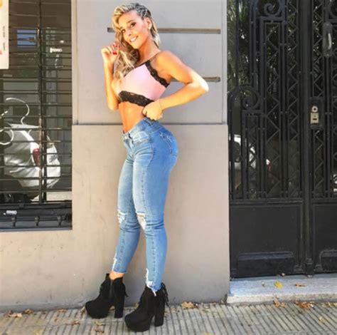 Sexy Argentinian Weather Girl Snubs Cristiano Ronaldo He Play Real