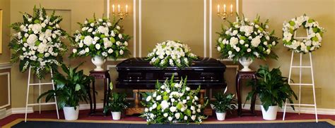 Example of funeral flowers. | Funeral flowers, Purple flower