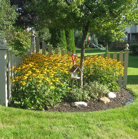 Corner Fence Built A Few Years Ago Gardening Ideas Pinterest