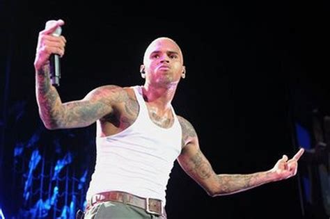 Chris Brown Rihanna Beating Case Prosecutors Want Do Over On Community Service