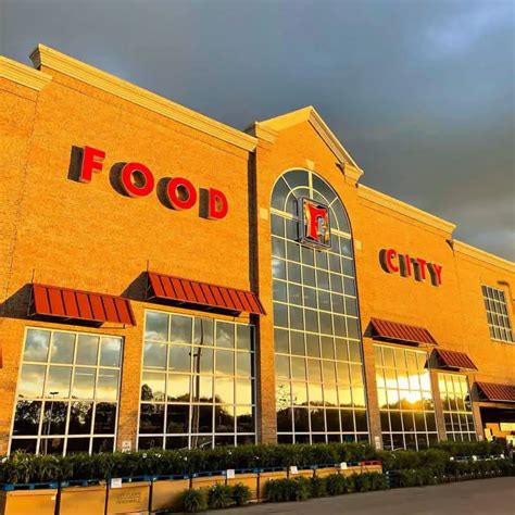 10 Best Grocery Stores In Pigeon Forge And Gatlinburg