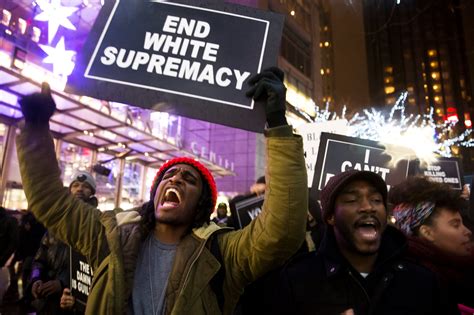 In Unpredictable New York Protests Organized Criticism Of Police The New York Times