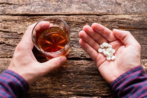 The Risks Of Mixing Ambien And Alcohol Psyclarity Health