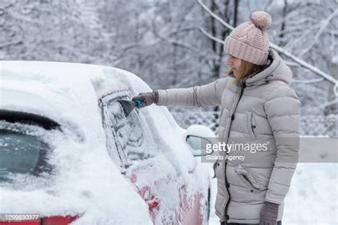 Scraping Ice From Car Photos And Premium High Res Pictures Getty Images