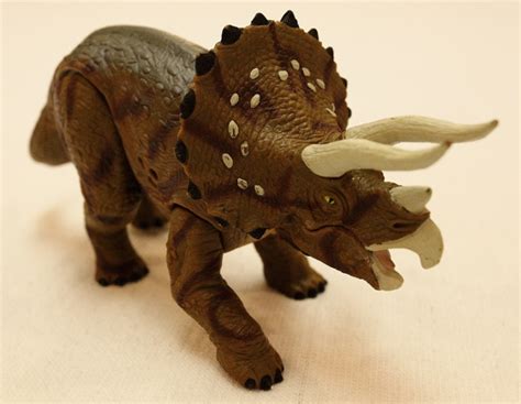 Triceratops Jurassic Park 3 By Hasbro Dinosaur Toy Blog