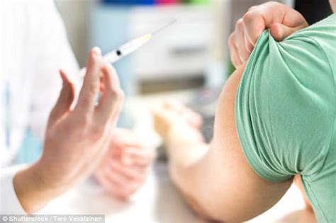 Measles, mumps and rubella (german. Young adults urged to check they've had MMR vaccine before ...