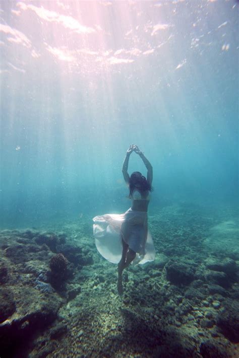 Underwater Photography From Kelsey Finn Photo Tip Kelsey Finn 7 Underwat