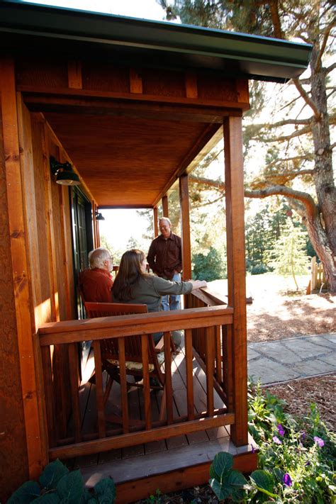 Insulated tiny house kit (adu, garden house, guest house, cabin) brand: Tiny Guest House - Tiny House Swoon