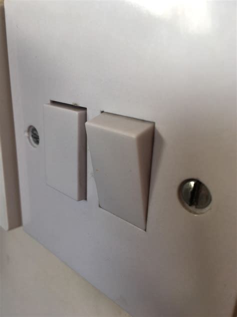 I Managed To Balance The Light Switch In Between On And Off R