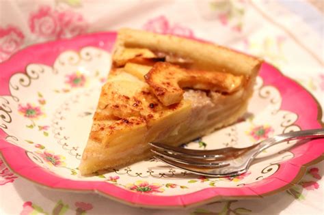 Tarte aux pommes façon crumble excellente recette, un vrai régale!! Tarte aux pommes à l'Alsacienne - Eva Cuisine