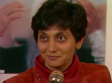 12 facts you need to know about ma anand sheela before watching searching for sheela on netflix