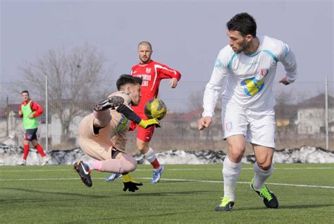 Chindia târgovişte are in the 5th position of liga 1 and they are in contention for championship round. ACS Berceni, învinsă cu 2-1 de Chindia Târgoviște | SPORTB.RO