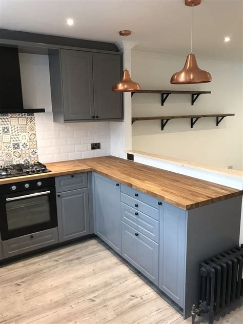 Traditional Kitchen In Matt Grey Wood Worktop Devagi Kitchens