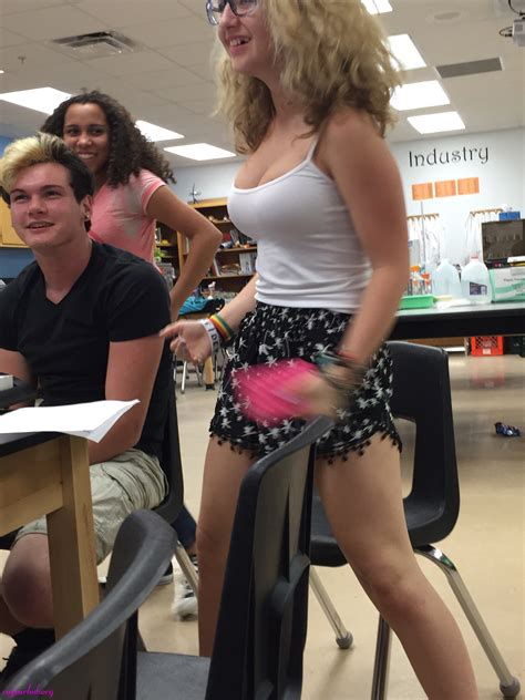 Hot Teen Cleavage In Class Photos Creepshots