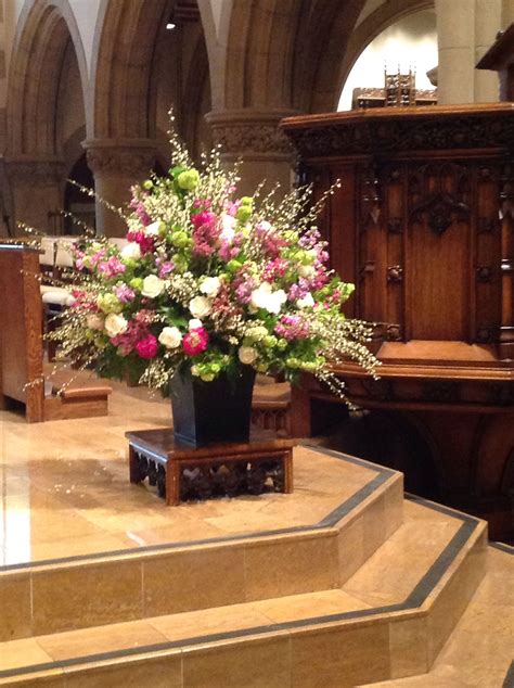 As we get down to the wire, not all of these arrangements will arrive by mother's day. Mother's Day 5/11/14 Pulpit flowers | Altar arrangement ...