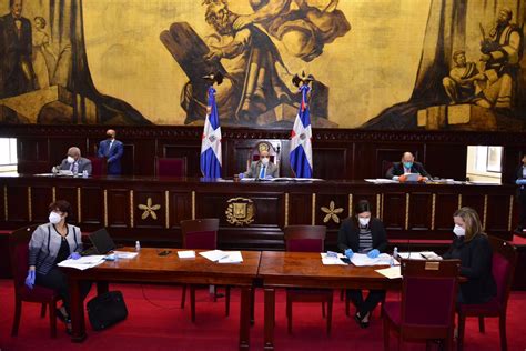 El senado de la república es una de las dos cámaras que conforman el congreso de la unión (poder leg. Senado de la República Dominicana aprobó la extensión del estado de emergencia - El Quinto ...