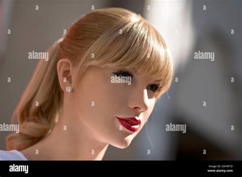 Taylor Swift Wax Figure Is Unveiled At Madame Tussauds Hollywood In Los