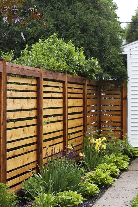 Check out the different types of wood fencing that our sacramento fencing contractors can design and create. Fantastic And Fancy Fence Design Ideas - Bored Art