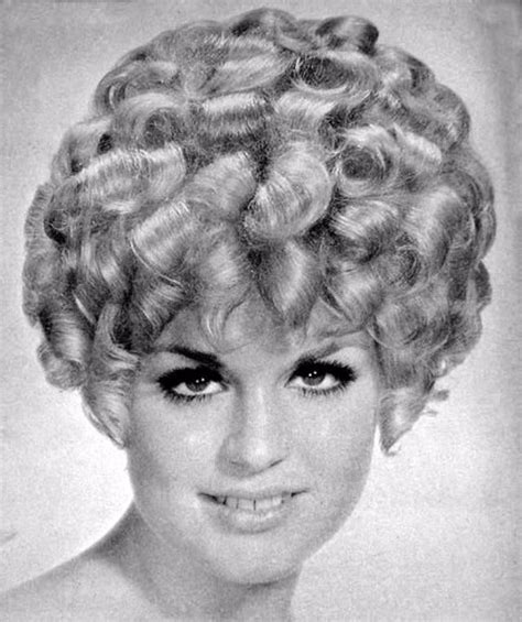 Https://techalive.net/hairstyle/60s Hairstyle For Curly Hair